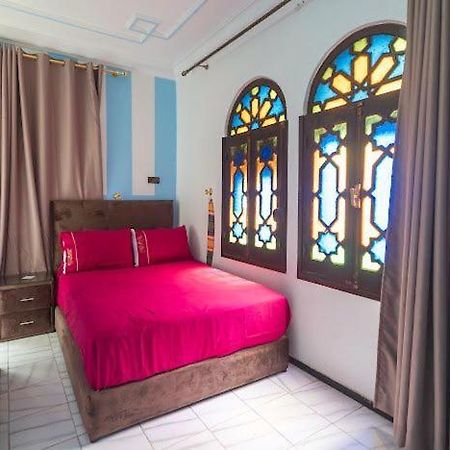 Hotel Sevilla Шавен Екстер'єр фото